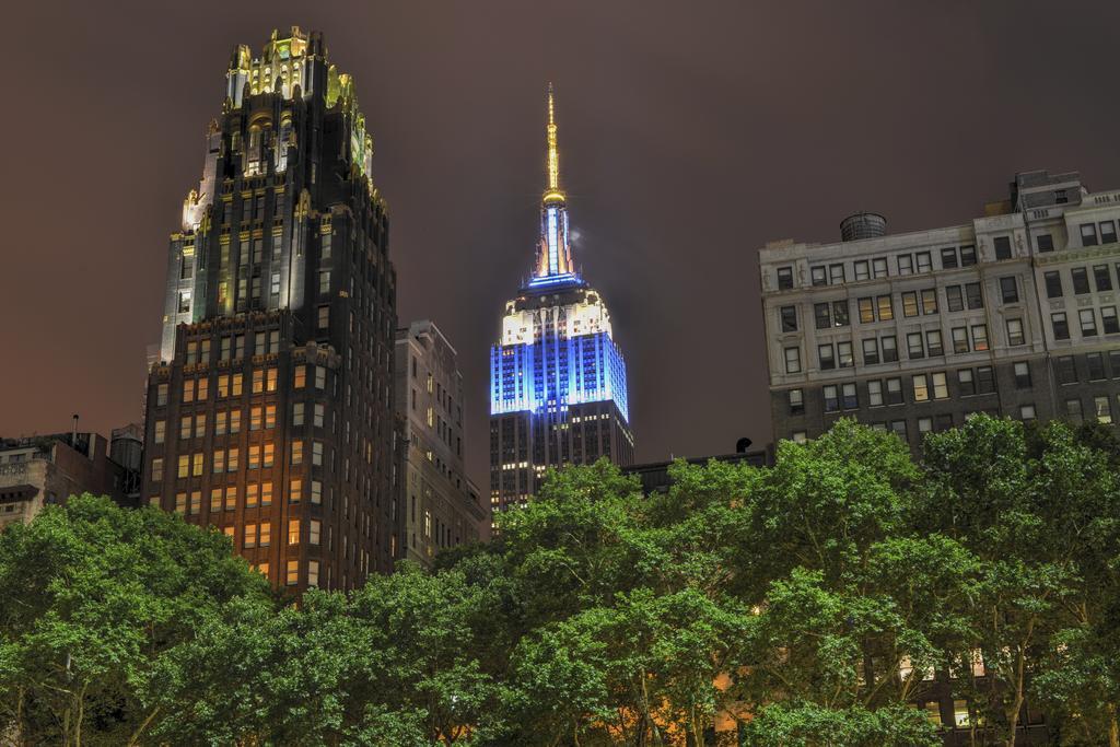 U Hotel Fifth Avenue, Empire State Building New York Bagian luar foto